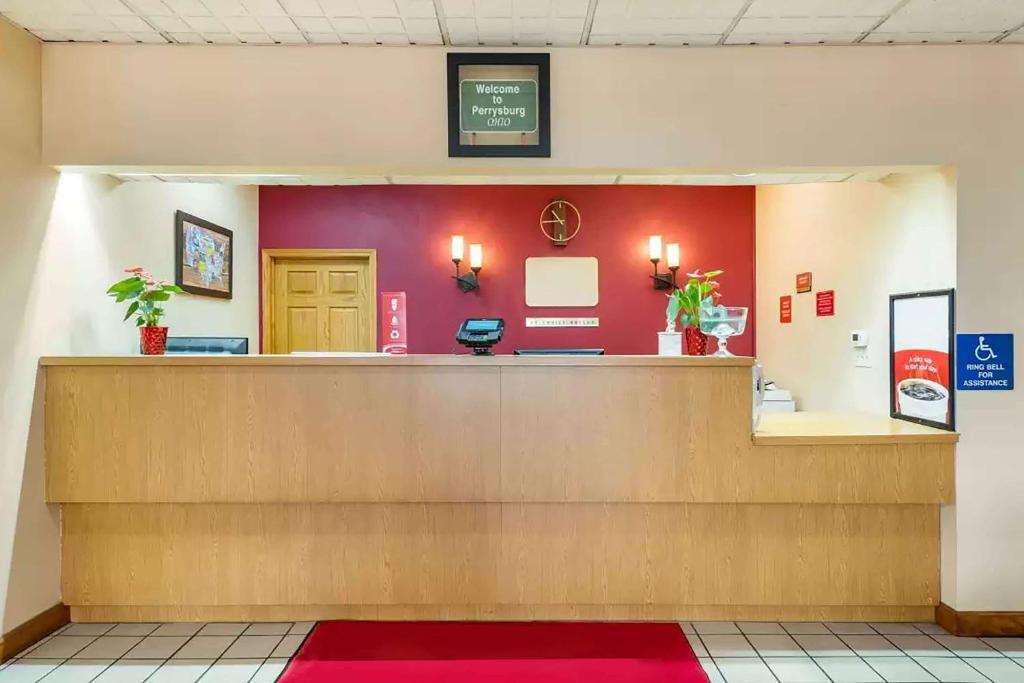 Days Inn By Wyndham Perrysburg Toledo Exteriér fotografie